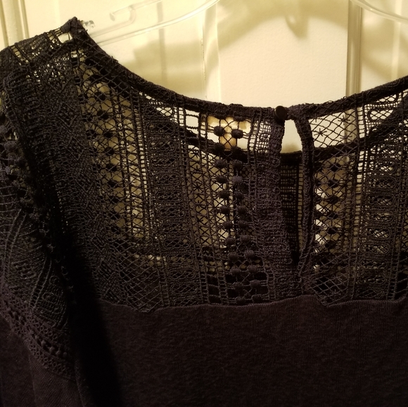 Top - Picture 2 of 5